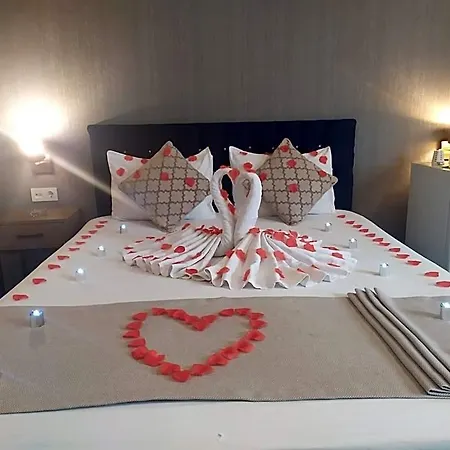 فندق Nostalji 5*